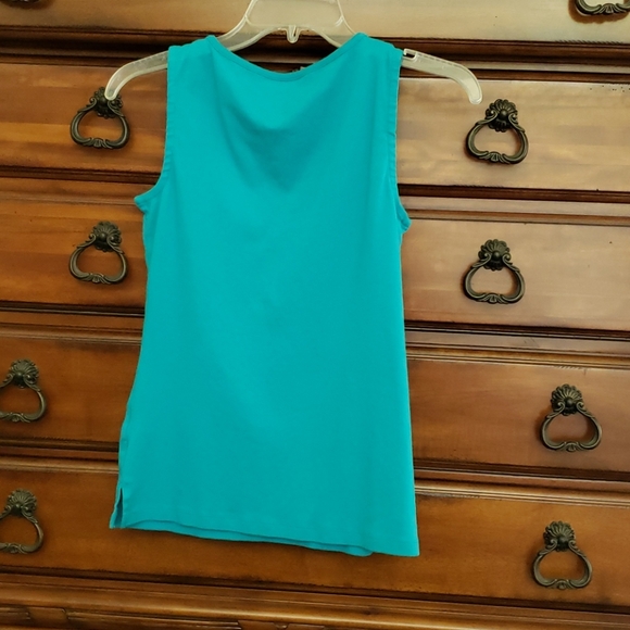 Top - Picture 2 of 3